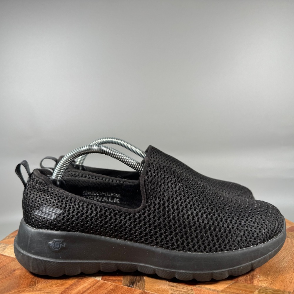 Skechers GoWalk Joy‎ Womens 6 Black Mesh Slip On Walking Sneakers 15600 BBK